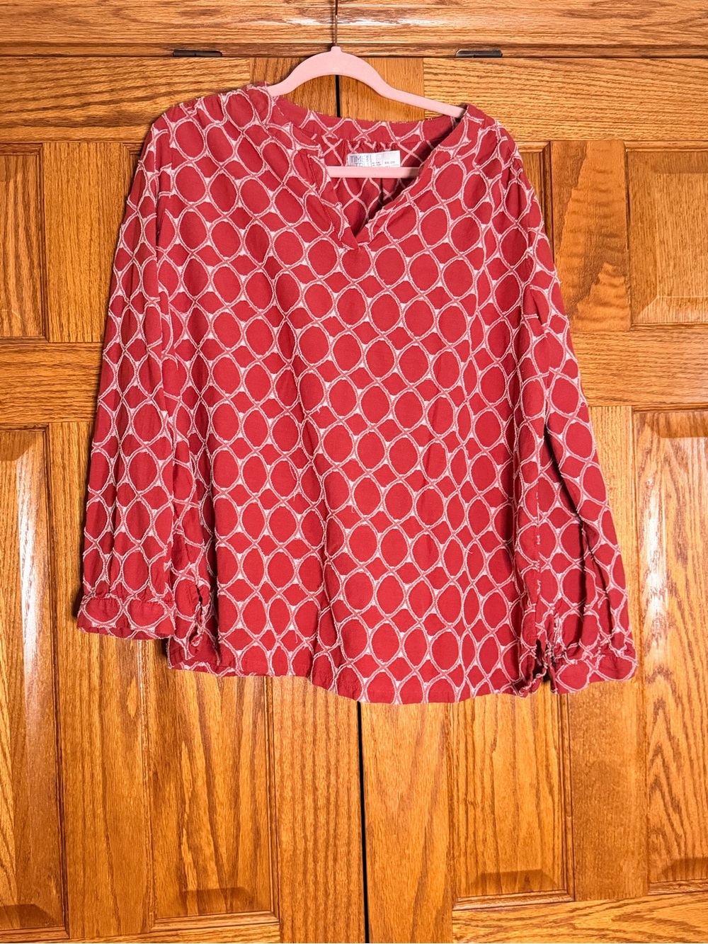 Time and Tru Red Geometric V-Neck Blouse